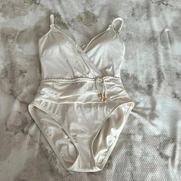 Bleu Rod Beattie Glam Stand Surplice One Piece - Coconut Water - Picture 4 of 10